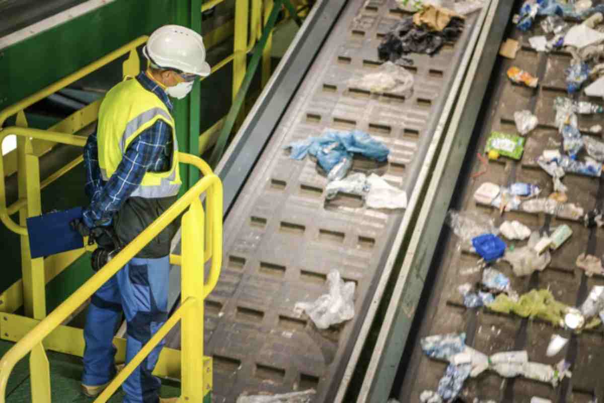 Chi non rispetta la normativa rischia multe che possono raggiungere diverse centinaia di euro, a discrezione delle amministrazioni locali